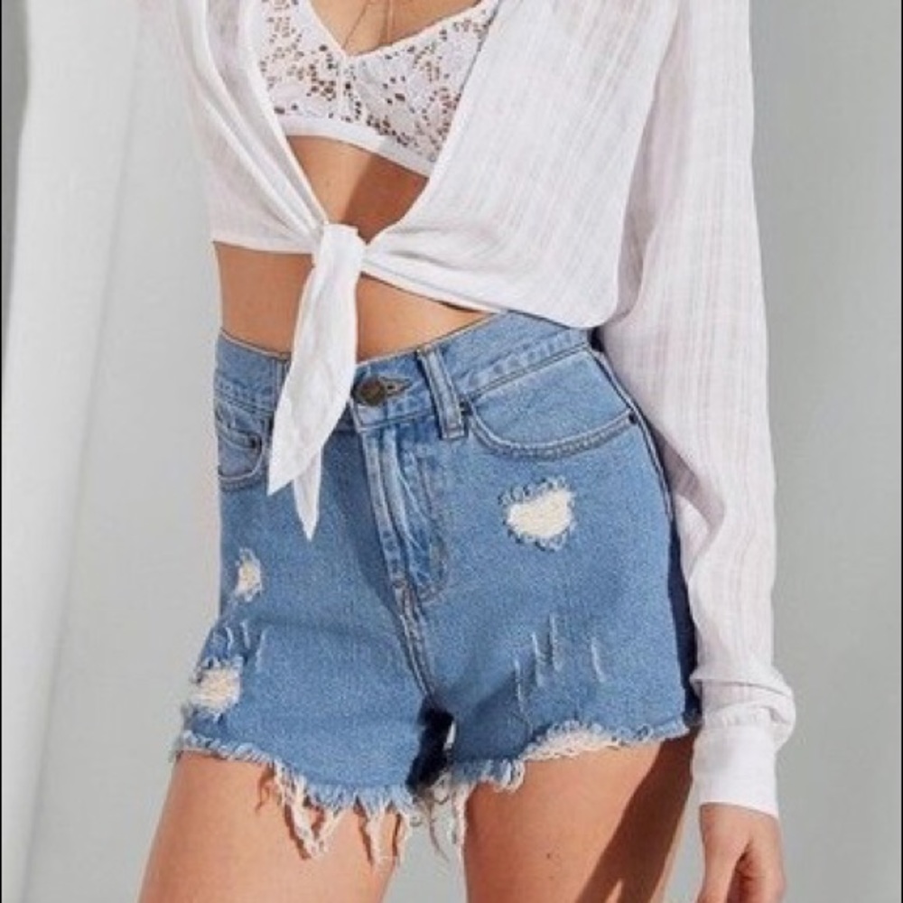 Brand new cute high wasted denim shorts